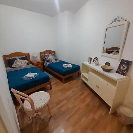 Апартаменты Cozy Seaview S6 Слима
