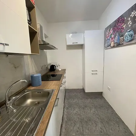 Cozy Seaview S6 Apartment Sliema